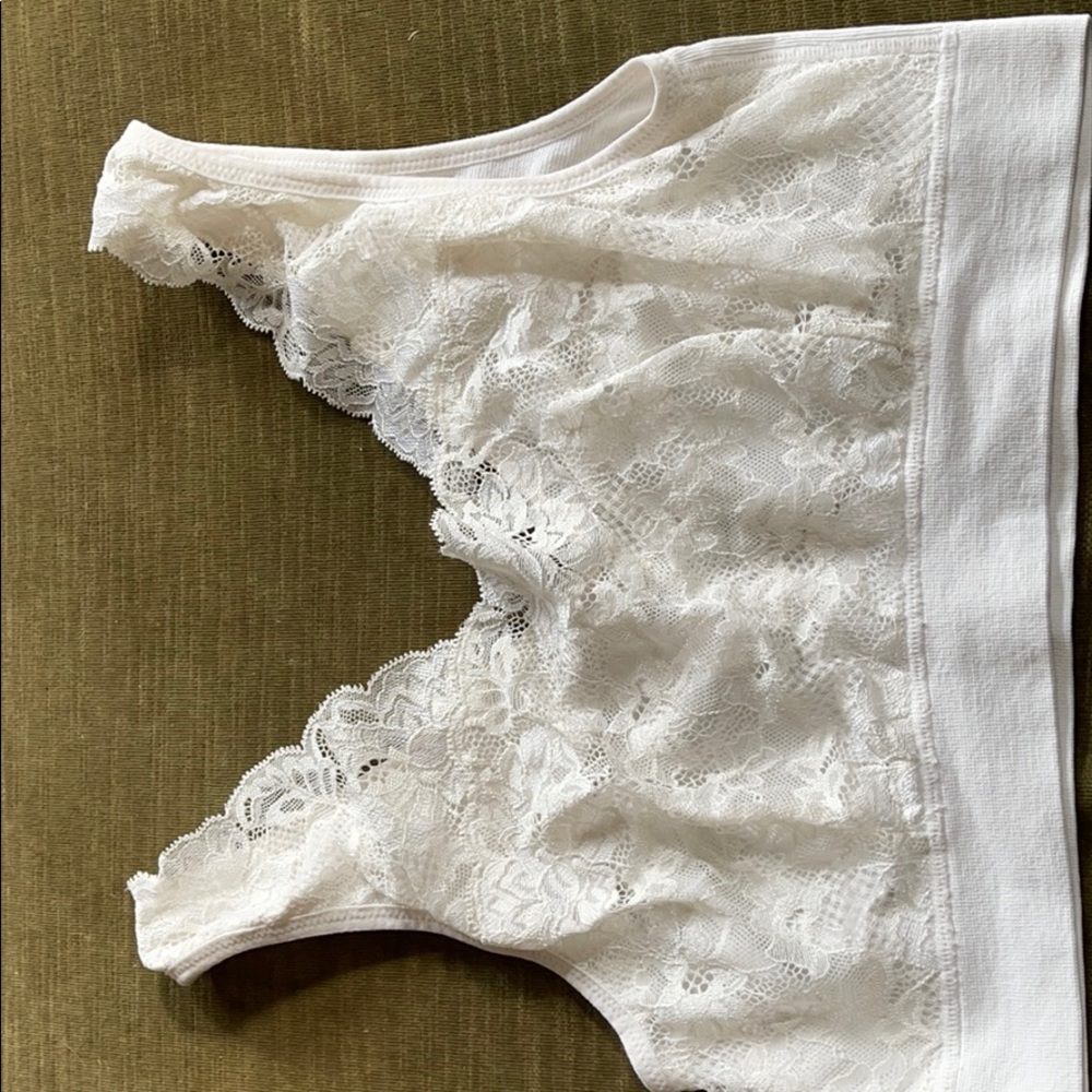 Soma lace bra size medium